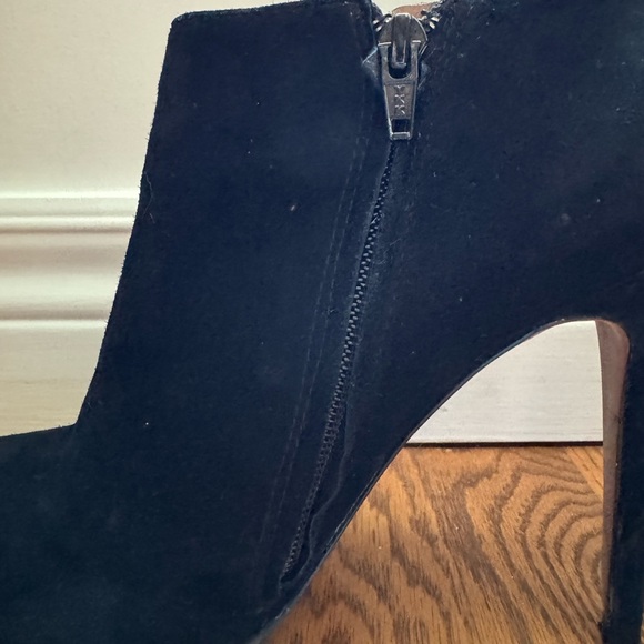 Aldo Booties with 4” Heel - Picture 5 of 9
